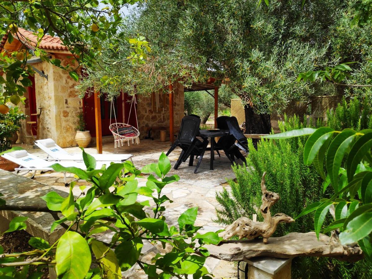 Dreamy Stone House Villa Pesadha ภายนอก รูปภาพ