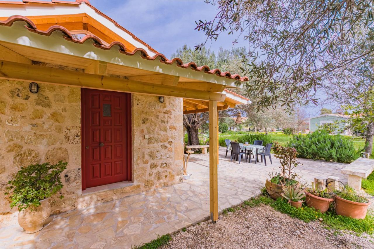 Dreamy Stone House Villa Pesadha ภายนอก รูปภาพ